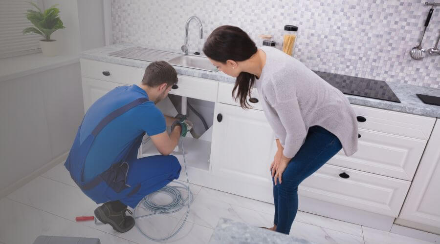 Expert burst pipe repair services in Cloutierville, LA